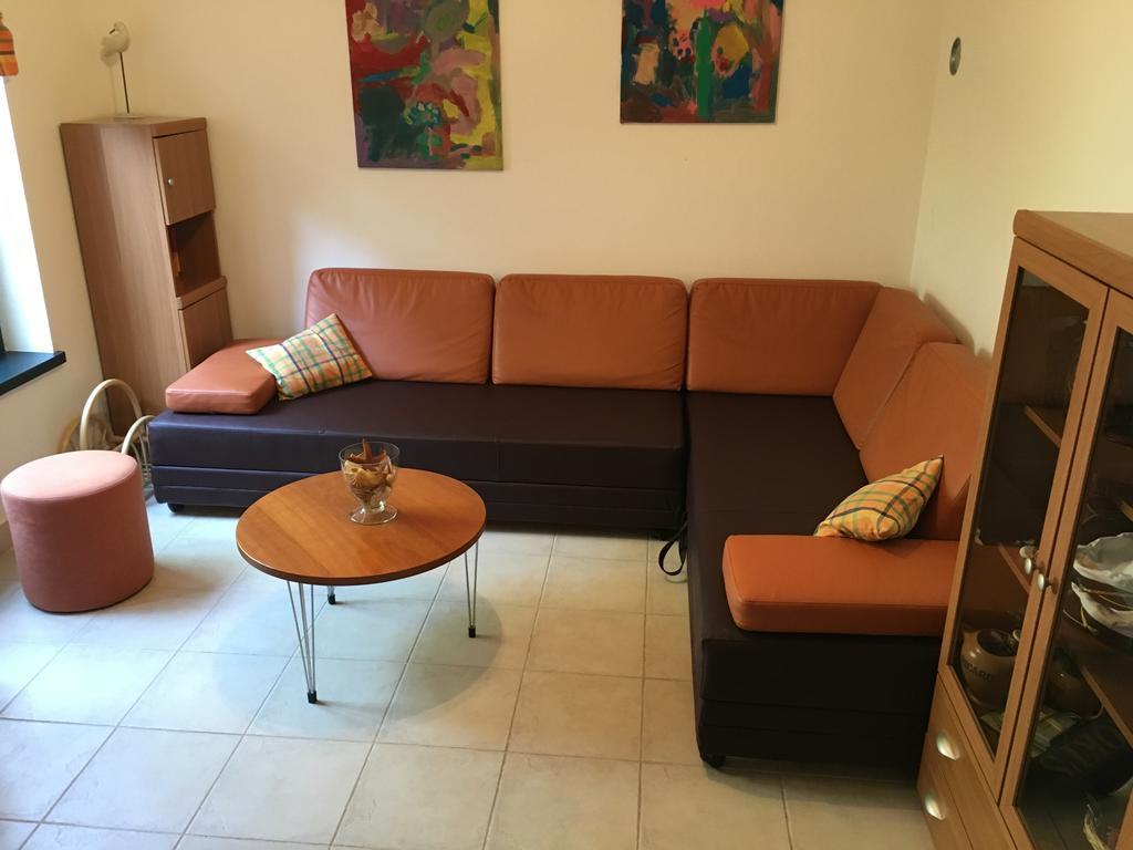 Apartment Garden Malinska Extérieur photo